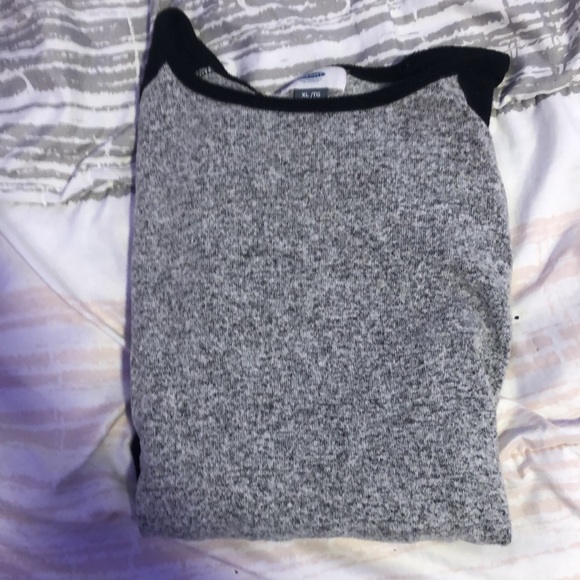Old Navy Long Sleeve - Picture 2 of 5